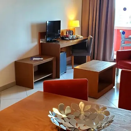 Hotel Ohtels Campo De Gibraltar 4*